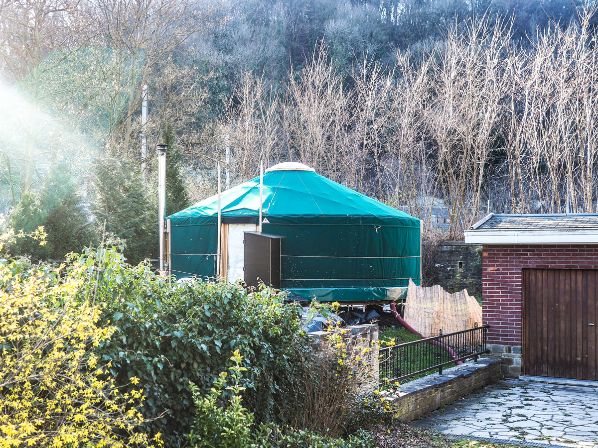 Vert Ardent propose d’autoriser l’implantation d’habitat léger (yourte, container, tiny house) à Liège