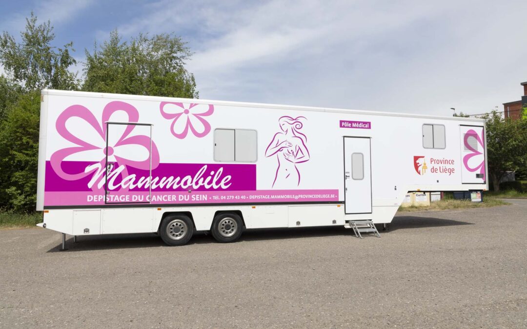 Deux Mammobiles sillonnent la province pour rapprocher le dépistage du cancer du sein des femmes