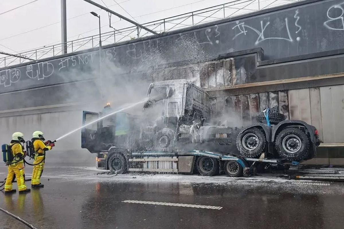 Camion en feu: le tunnel de Cointe fermé quasiment toute la journée, hier, en direction du Luxembourg