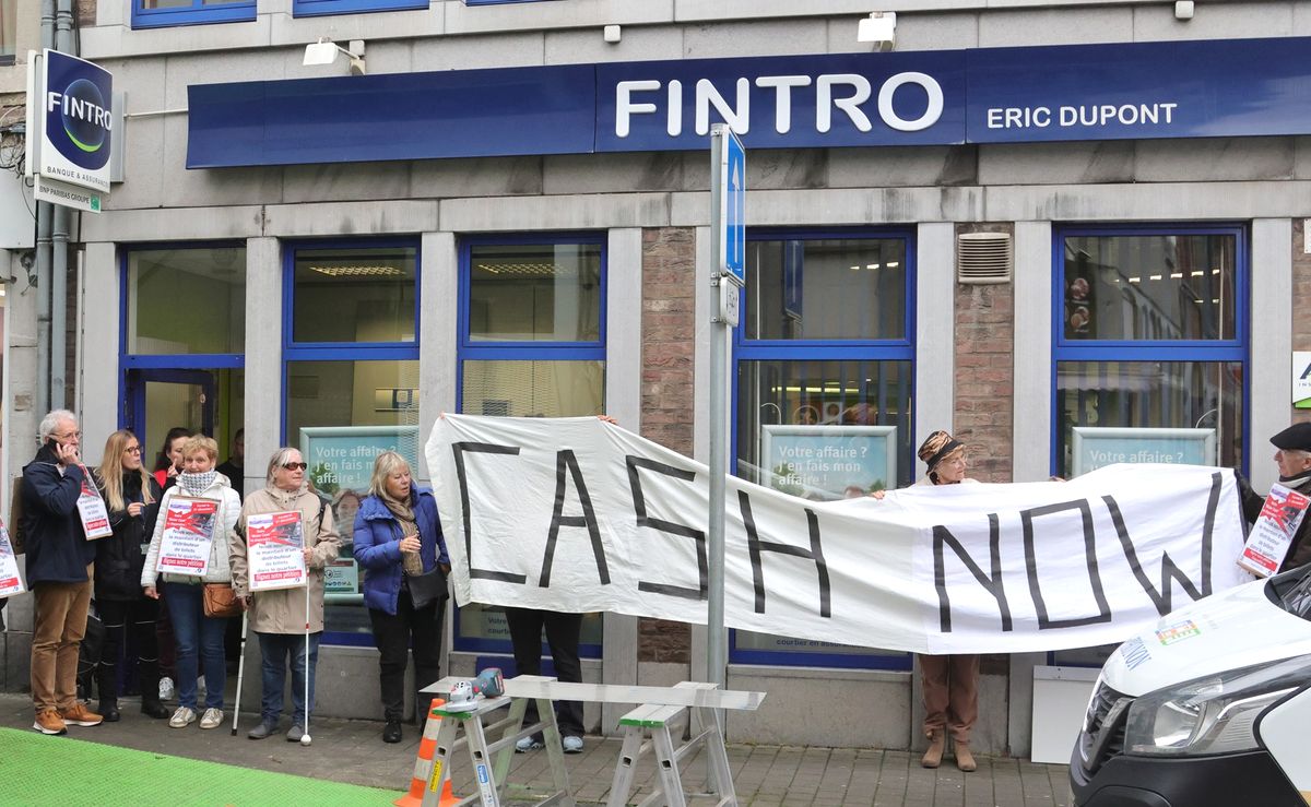 Retrait du dernier distributeur de billets dans le quartier Saint-Léonard: le comité de quartier mécontent