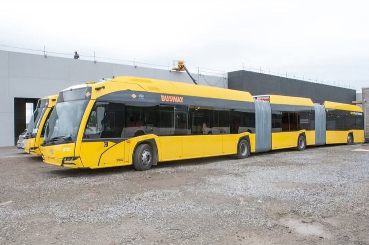 De tout nouveaux méga bus articulés en trois parties viennent d’être livrés au TEC pour la ligne Sart-Tilman