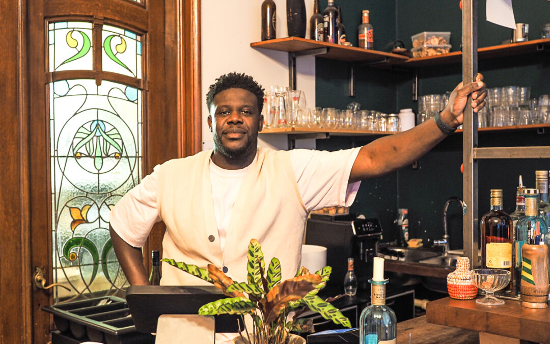 Aris et son restaurant Yaka: le renouveau de la cuisine africaine à Liège