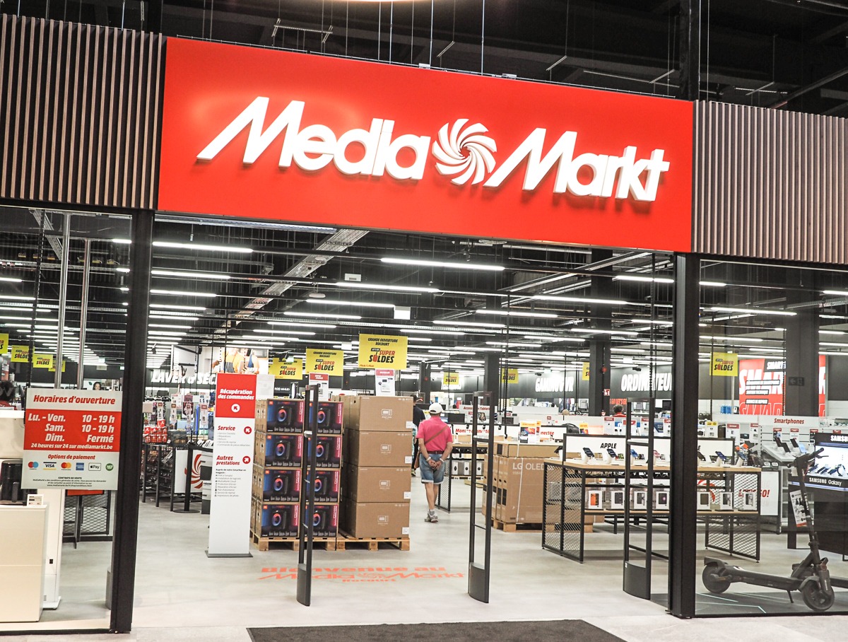 Le Mediamarkt du shopping Cora ouvert depuis hier; celui de la place St Lambert fermé définitivement