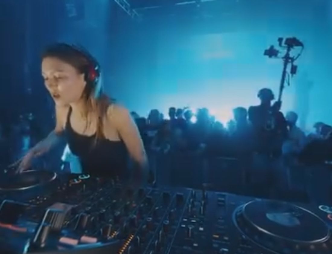 Paloma, la fille du DJ Bob Sinclar, se produira ce samedi à la gare des Guillemins