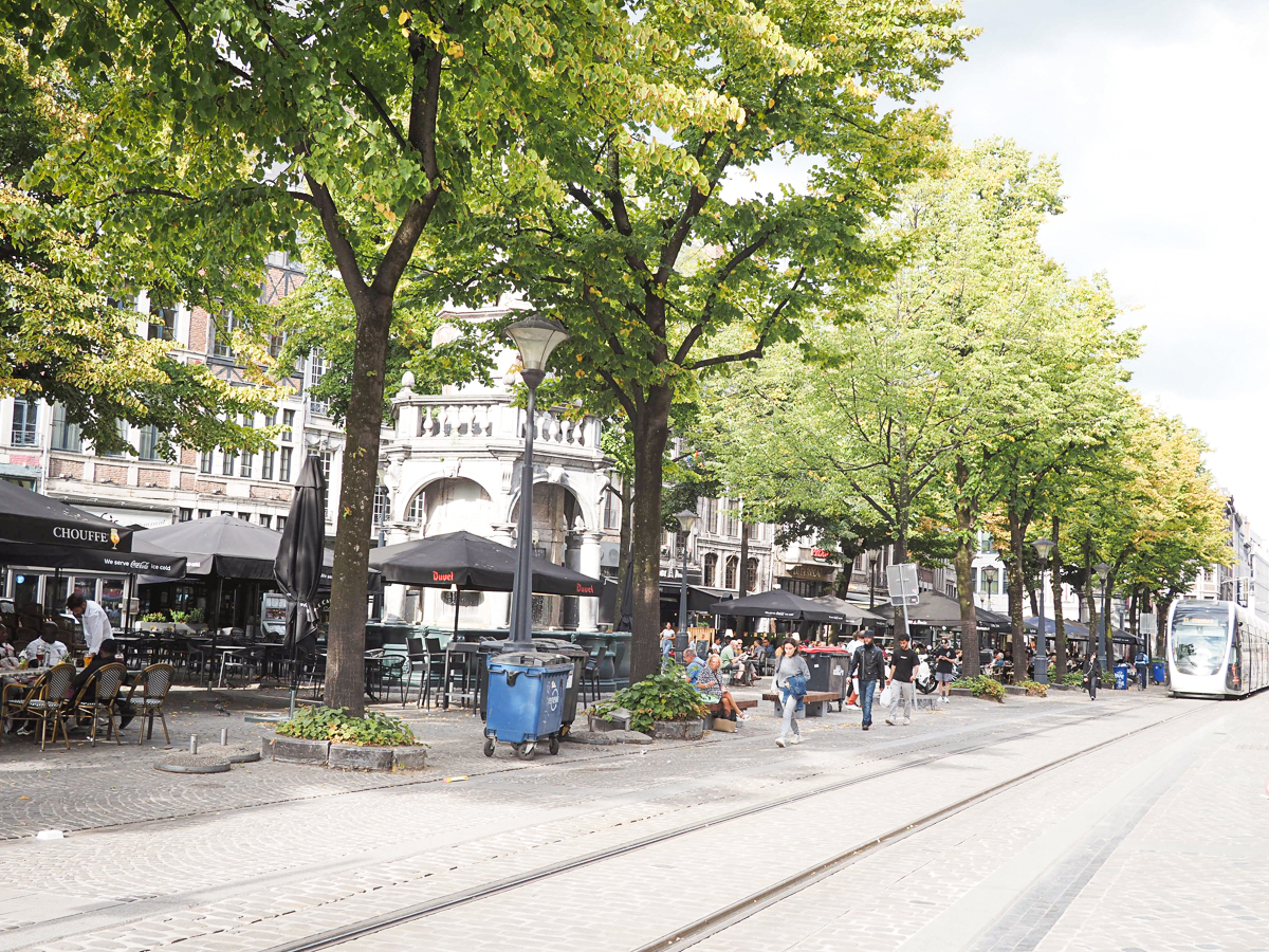 Bagarre au couteau dimanche matin sur la place du Marché : une tentative de meurtre