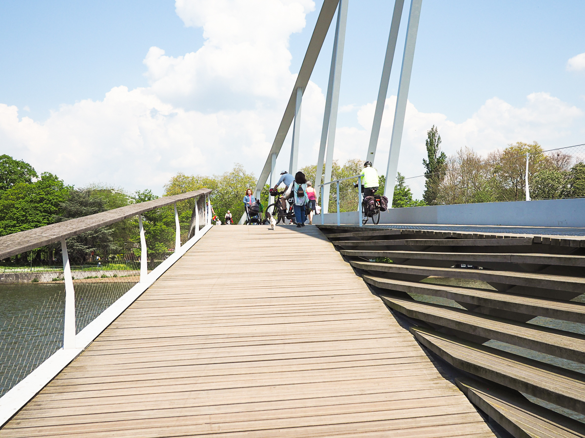 La passerelle La Belle Liégeoise va être repeinte