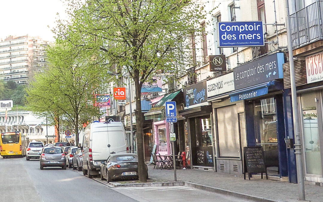 Les places « shop & drive » et « kiss & ride » bientôt munies de caméras détectant les plaques d’immatriculation