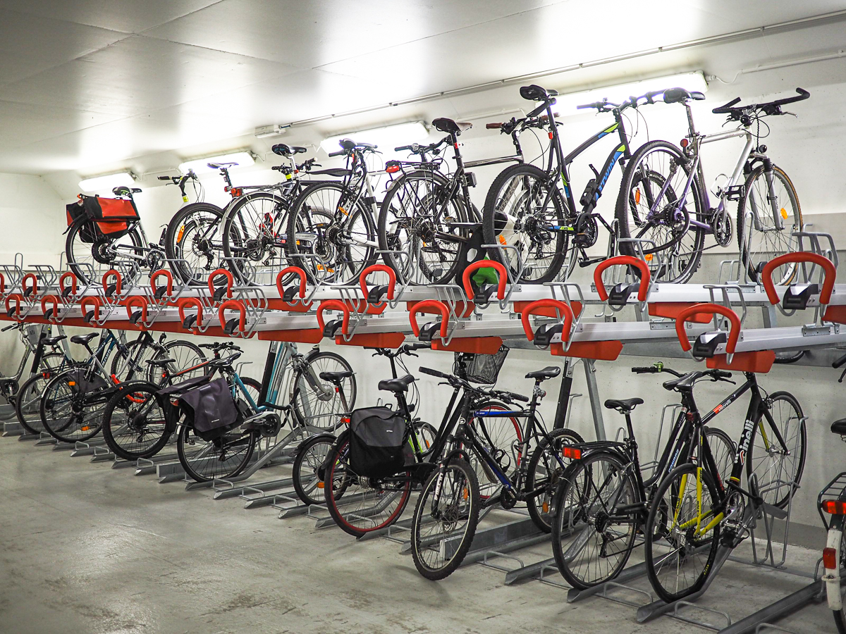 Un parking communal de 200 places pour les vélos est toujours bien prévu rue de l’Université