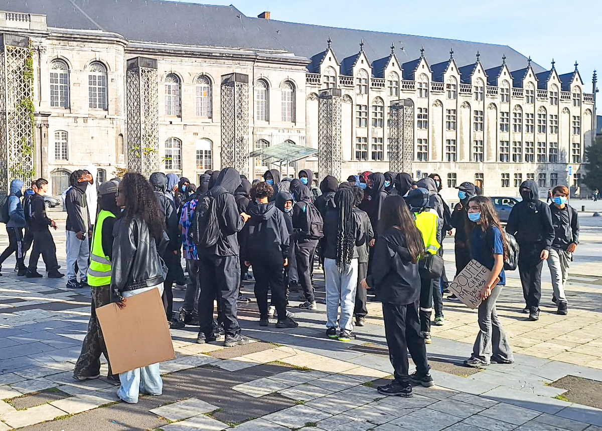 La Ville souhaite l’ouverture des écoles secondaires ce lundi, malgré un appel à la mobilisation dans 6 établissements