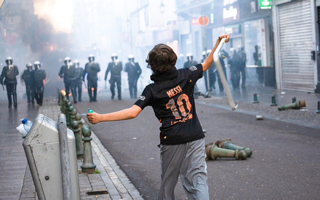 Manifestations et dégradations hier au centre-ville: « des individus extérieurs et sans aucun intérêt pour le débat de fond cherchent à instrumentaliser le mouvement »