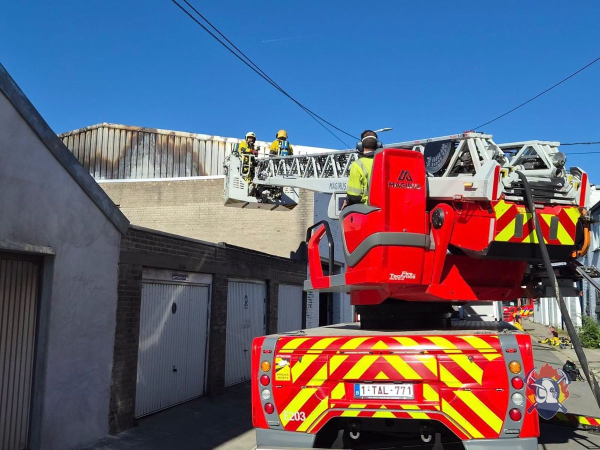Feu d’industrie dans une entreprise près du Standard: plan rouge déclenché et feu maîtrisé